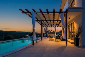 Villa LucaToni - heated pool